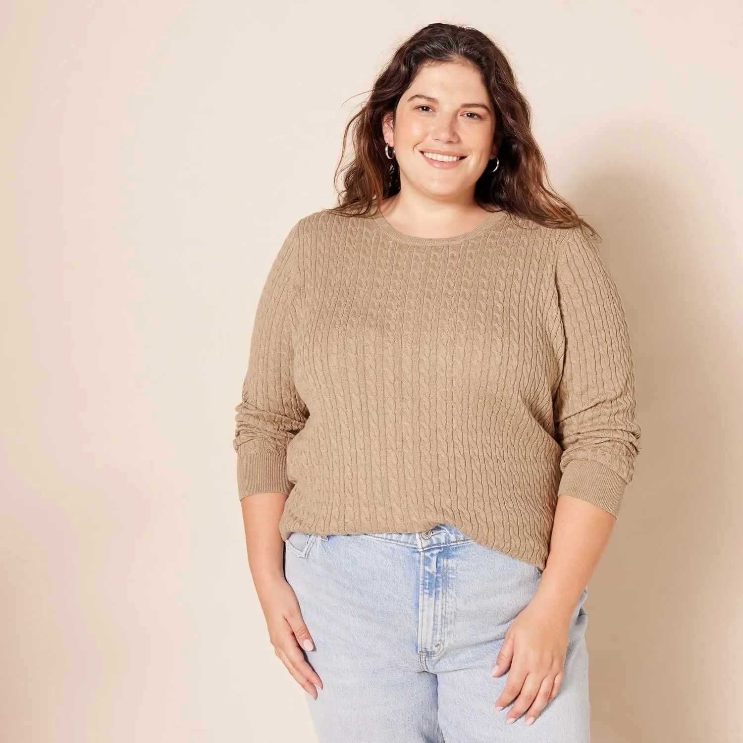 Amazon Essentials Women's Lightweight Long-Sleeve Cable Crewneck Sweater (Available in Plus Size)