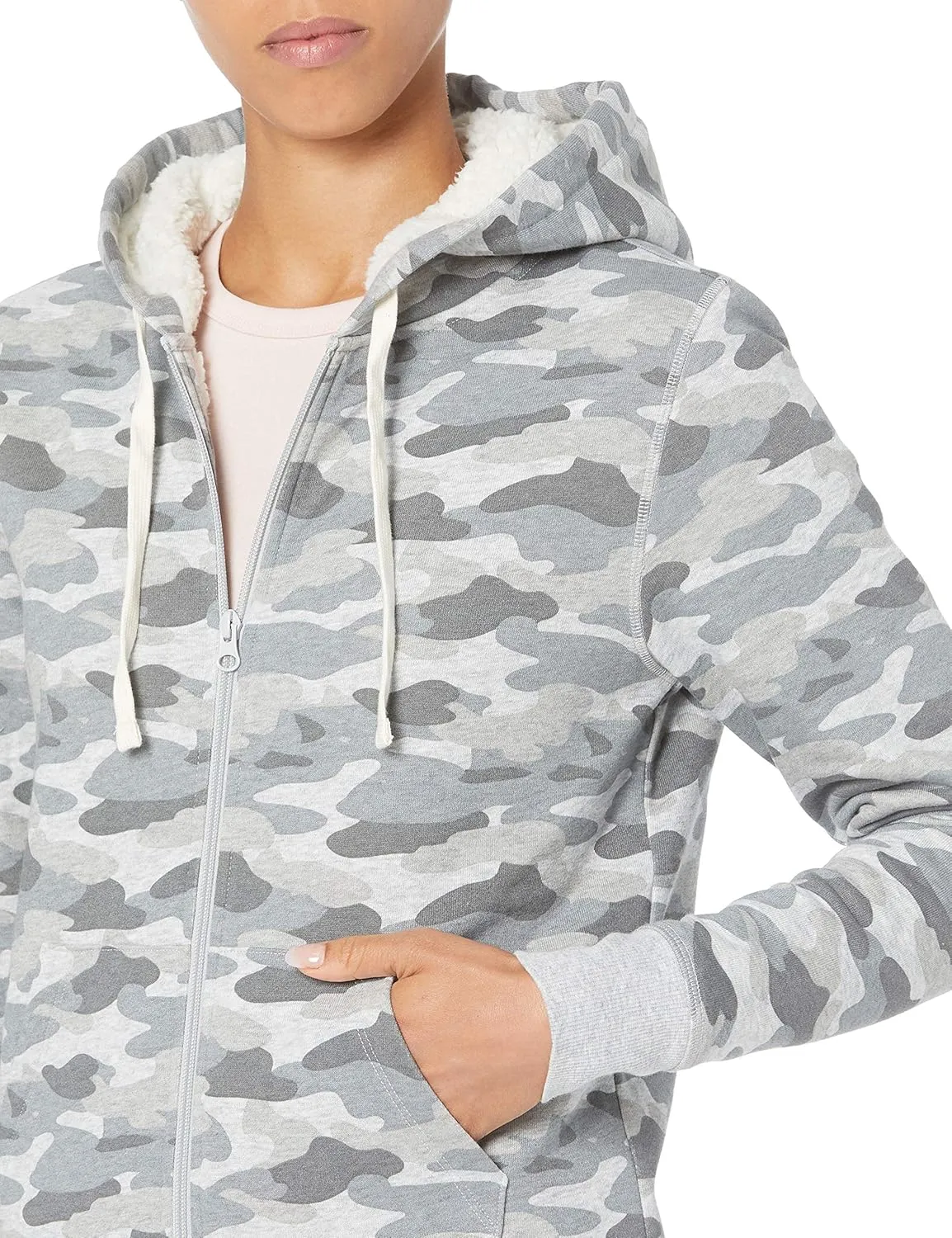 Amazon Essentials Women's Sherpa-Lined Fleece Full-Zip Hooded Jacket (Available in Plus Size)