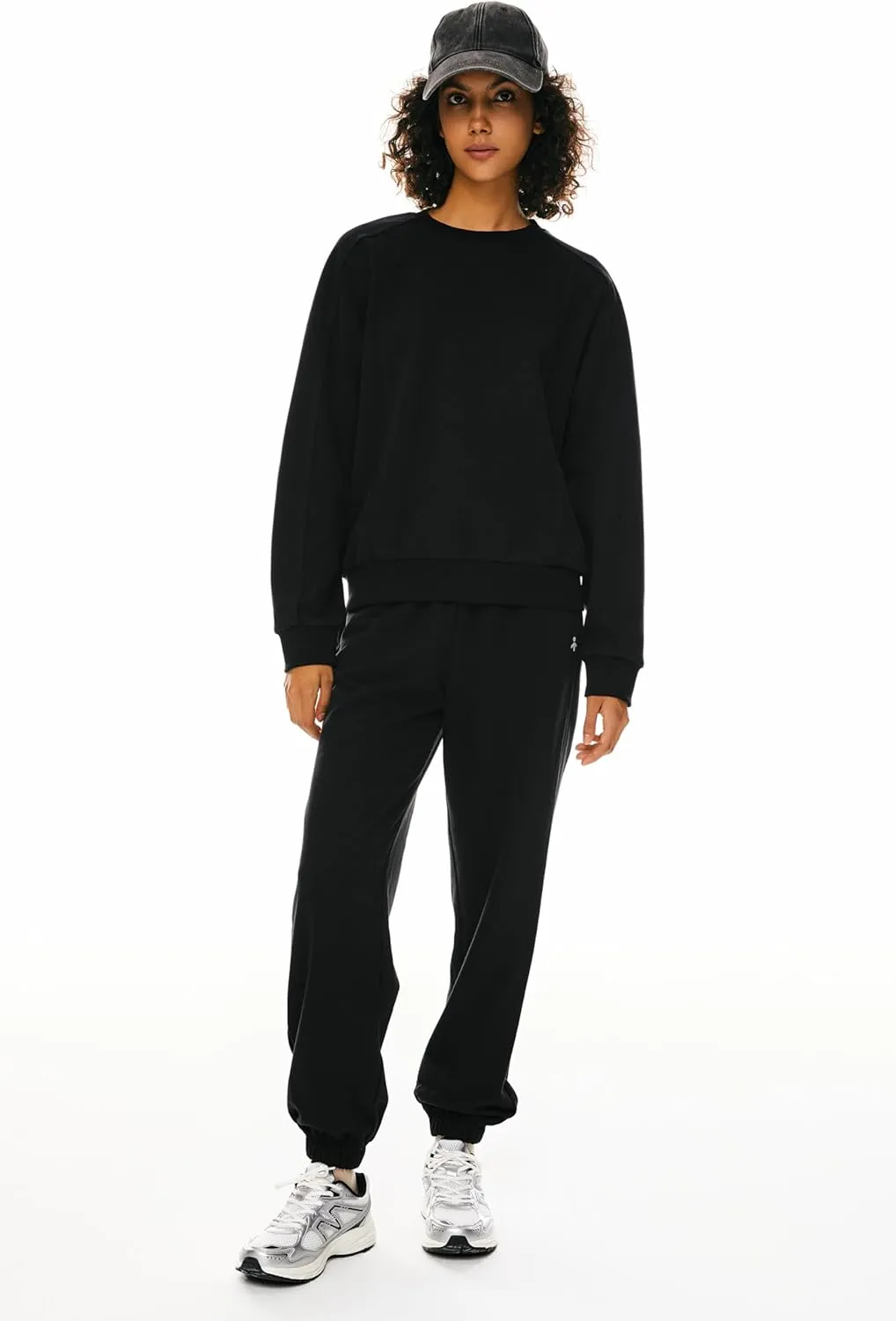 Orolay Women's Casual Crewneck Sweatshirts Long Sleeve Pullover Tops Fashion Oversized Fall Clothes