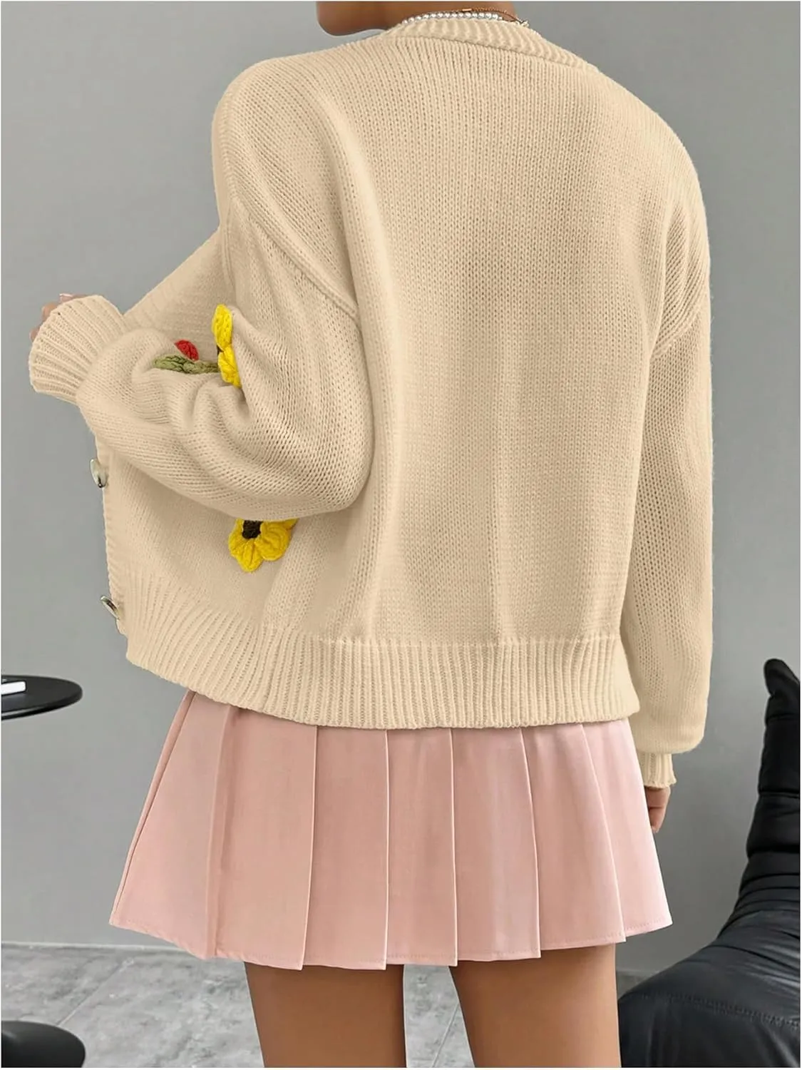 SHENHE Women's Button Down Flower Cardigan V Neck Open Front Knit Crop Cardigan Sweater