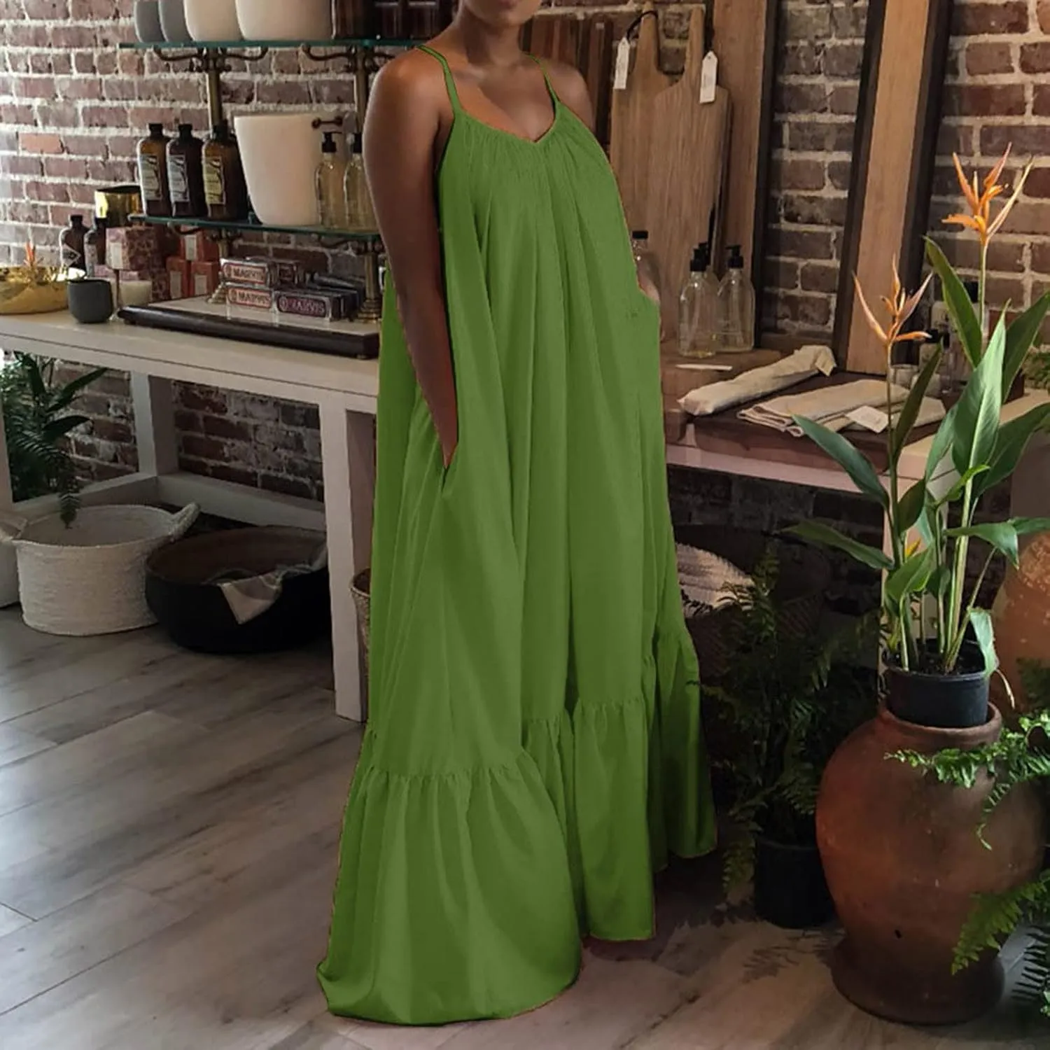 Spaghetti Strap Dresses for Women Plus Size Summer Sleeveless Casual Flowy Boho Dress Ruffle Swing Midi Sundress