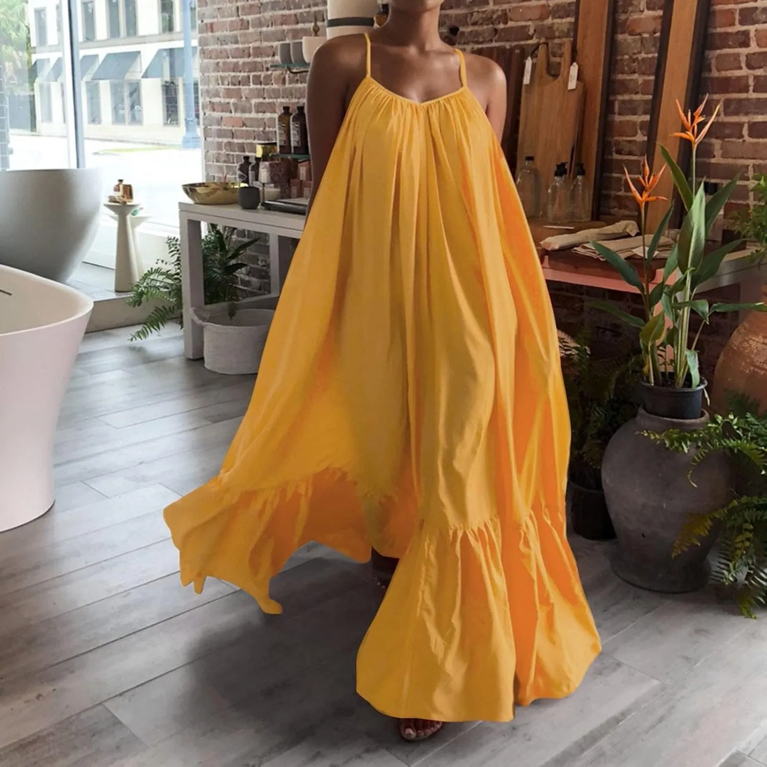 Spaghetti Strap Dresses for Women Plus Size Summer Sleeveless Casual Flowy Boho Dress Ruffle Swing Midi Sundress