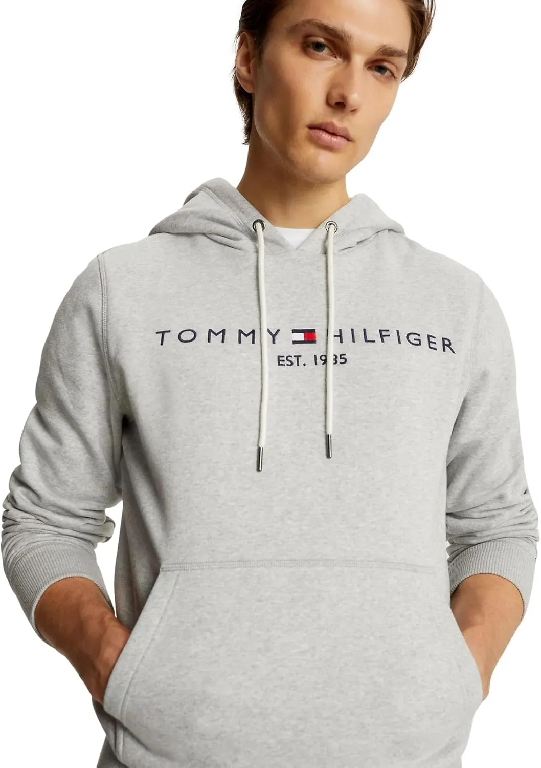 TOMMY HILFIGER Men's Iconic Fleece Embroidered Tommy Logo Pullover Hoodie Sweatshirt Collection 2024, Medium, Black