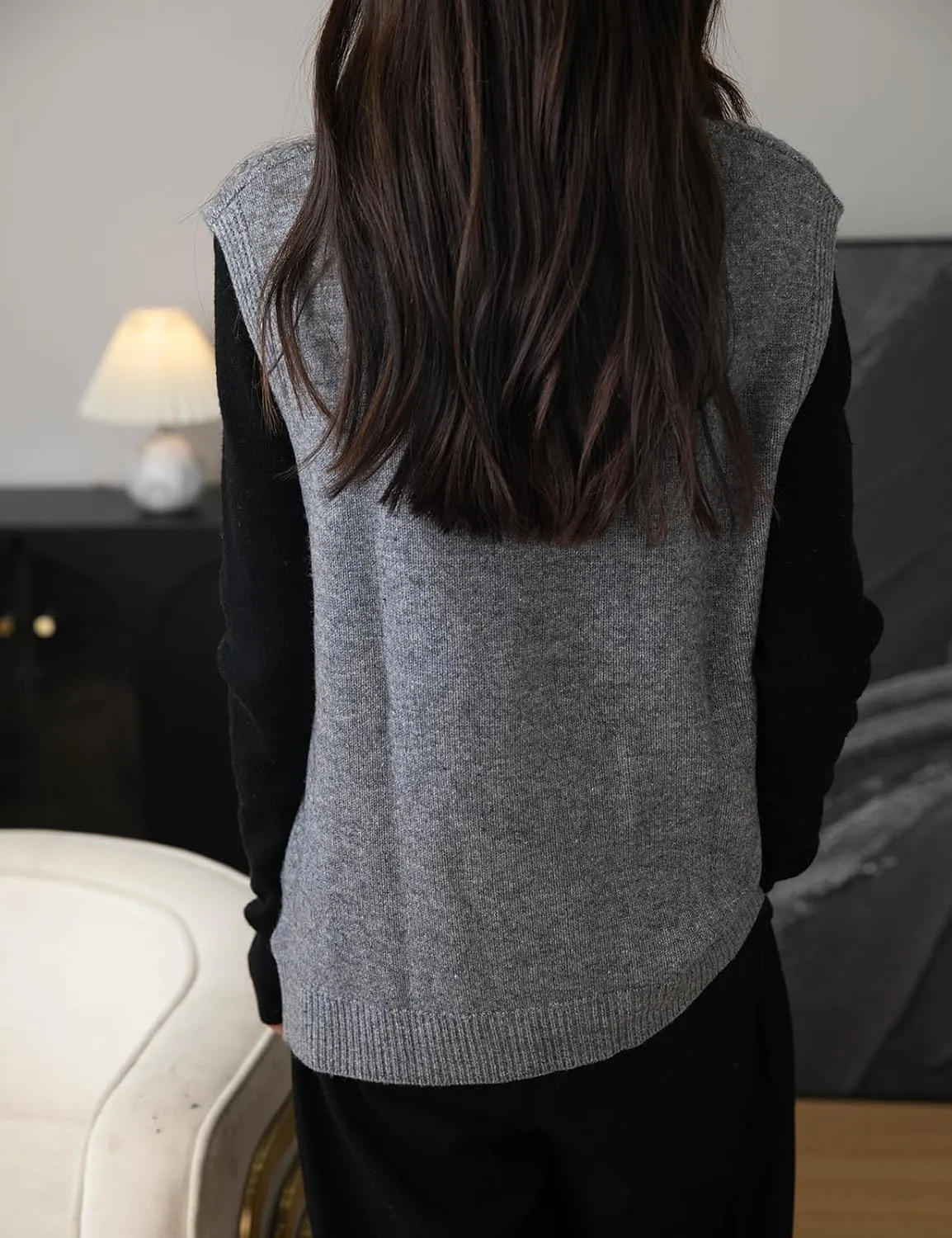 Women's 100% Merino Wool Sweater Vest 2025 Fall Winter V Neck Button Down Sleeveless Cable Knit Sweater Vest