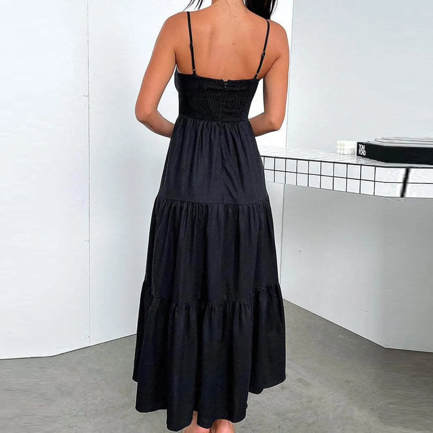 Women's Summer Cutout Maxi Dress Casual Boho Sleeveless Spaghetti Strap Long Beach Dress Smocked Tiered Sun Dresses