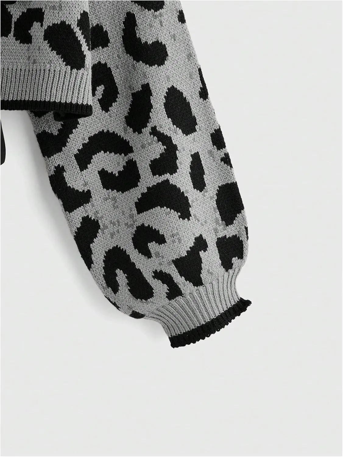 Women's Y2k Leopard Print Sweater Cardigans Bow Tie Front Crop Knit Cardigans Long Sleeve Crew Neck Cheetah Sweater